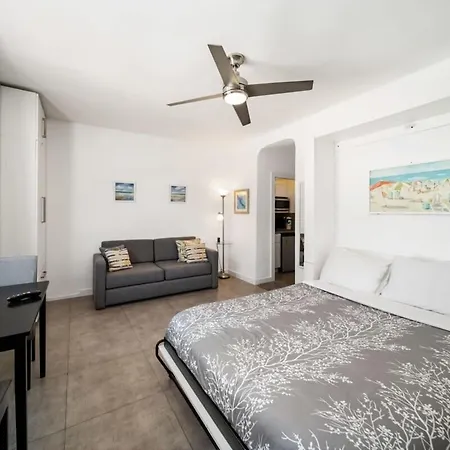 Beach Bae -Deco Studio Steps From The Ocean Miami Beach Exterior photo